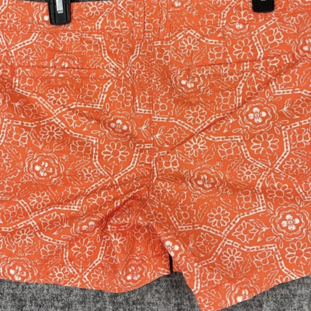 Old Navy Print Mid-Rise Chino Shorts Size 14 Pre-owned Excellent - Picture 3 of 6